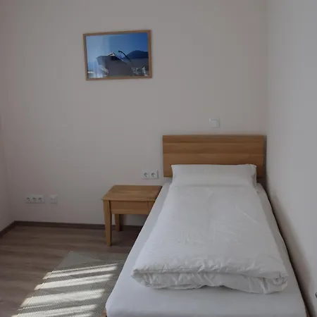 Apartament Monteurzimmer Breitenfurt-Ost