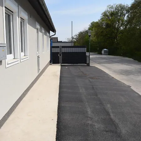 Apartament Monteurzimmer
